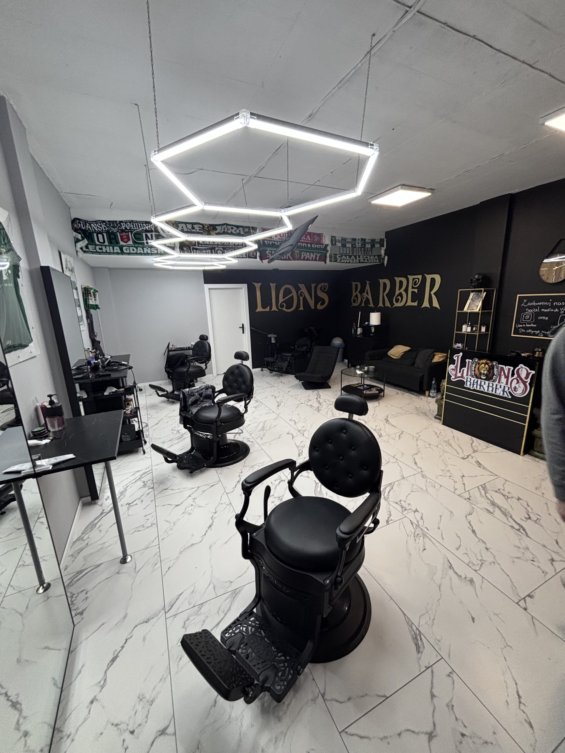 Realizacja Lion's Barber